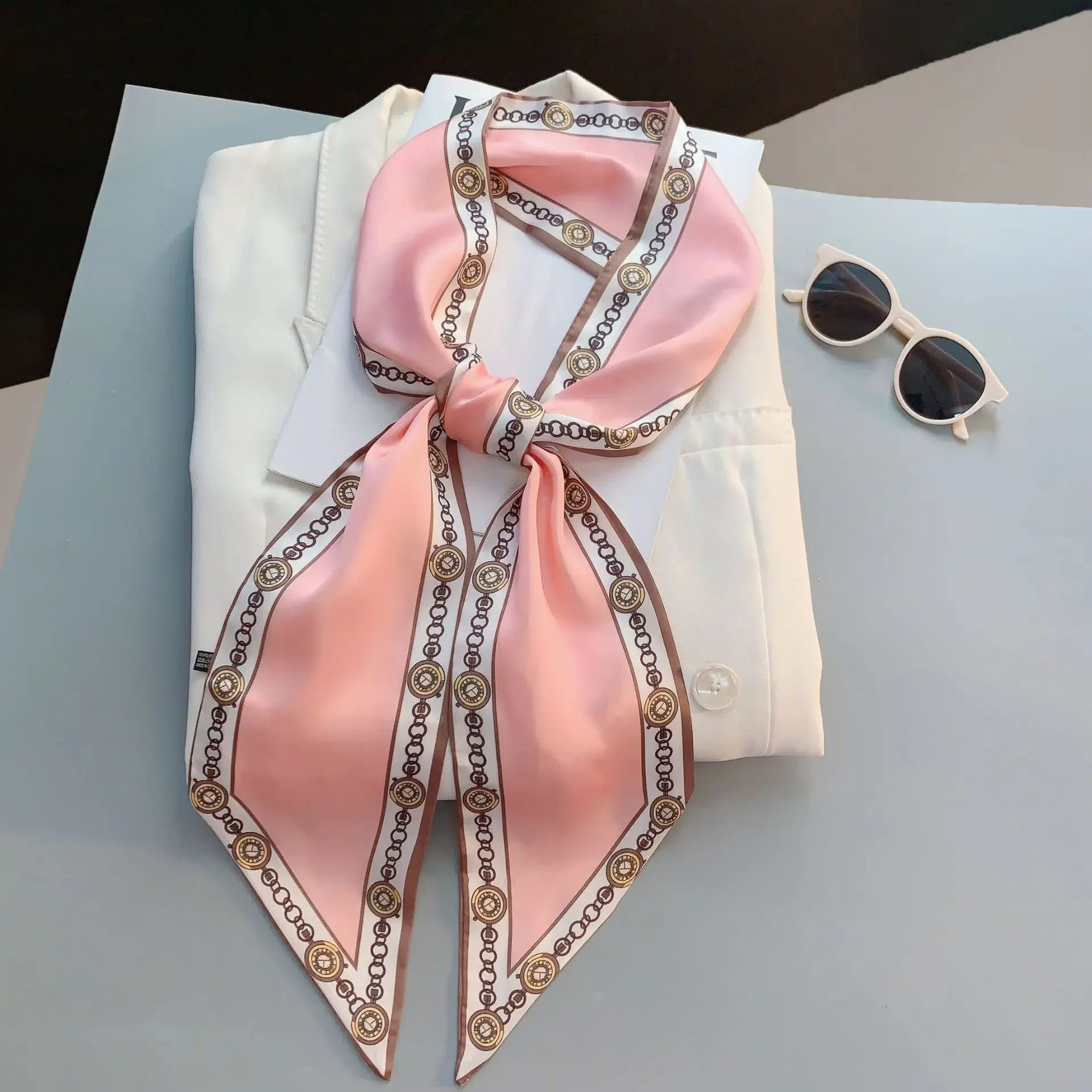 Pañuelo estrecho con diseño es - Luxury Bags Expensive reseña y precio