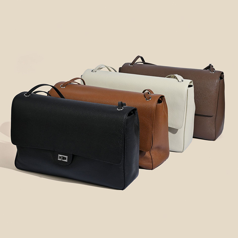 Bolsos de Hombro de Cuero Genu - Luxury Bags With Silver Hardware reseña y precio