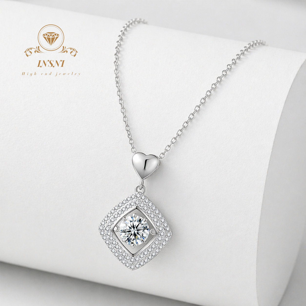 Collar con colgante cuadrado d - Luxury Bags Affordable reseña y precio