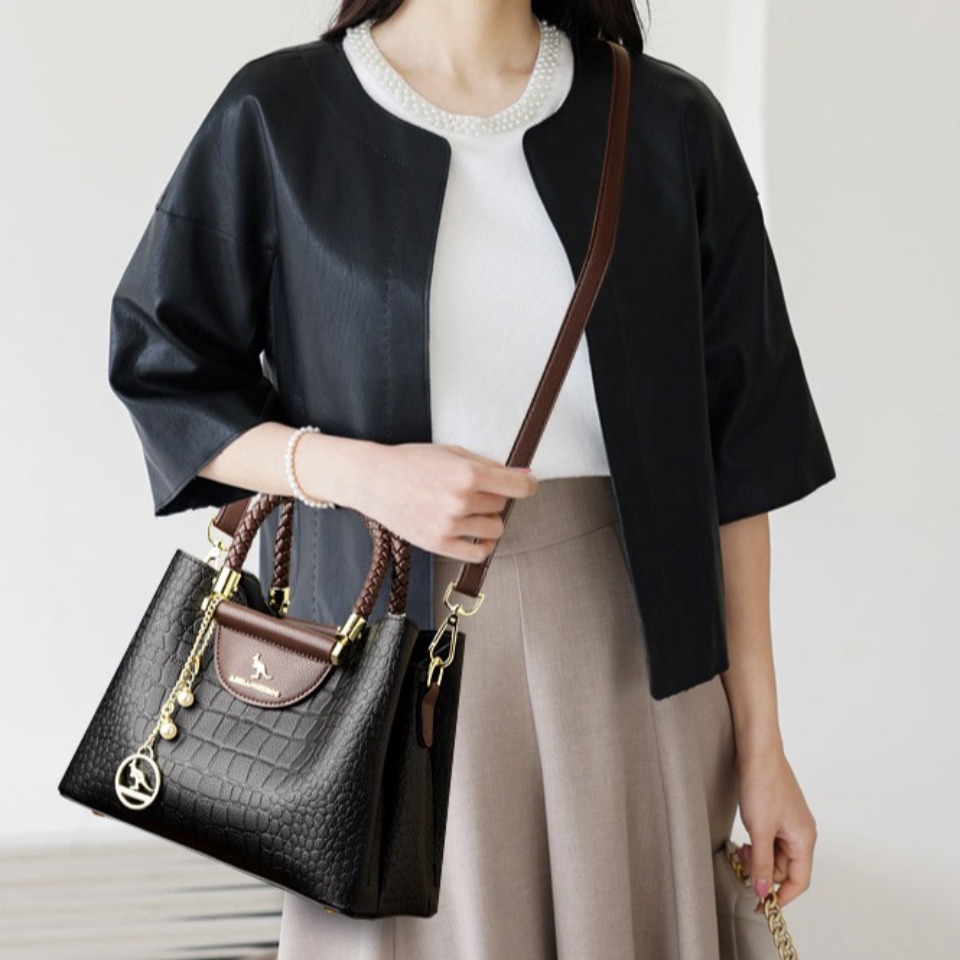 Bolso de mano informal de cuer - Luxury Bags Reseller reseña y precio