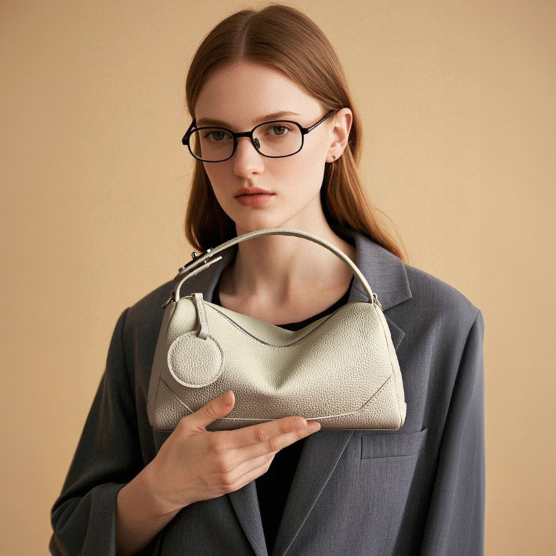Bolso Boston de Diseñadores de - Luxury Bags Affordable reseña y precio